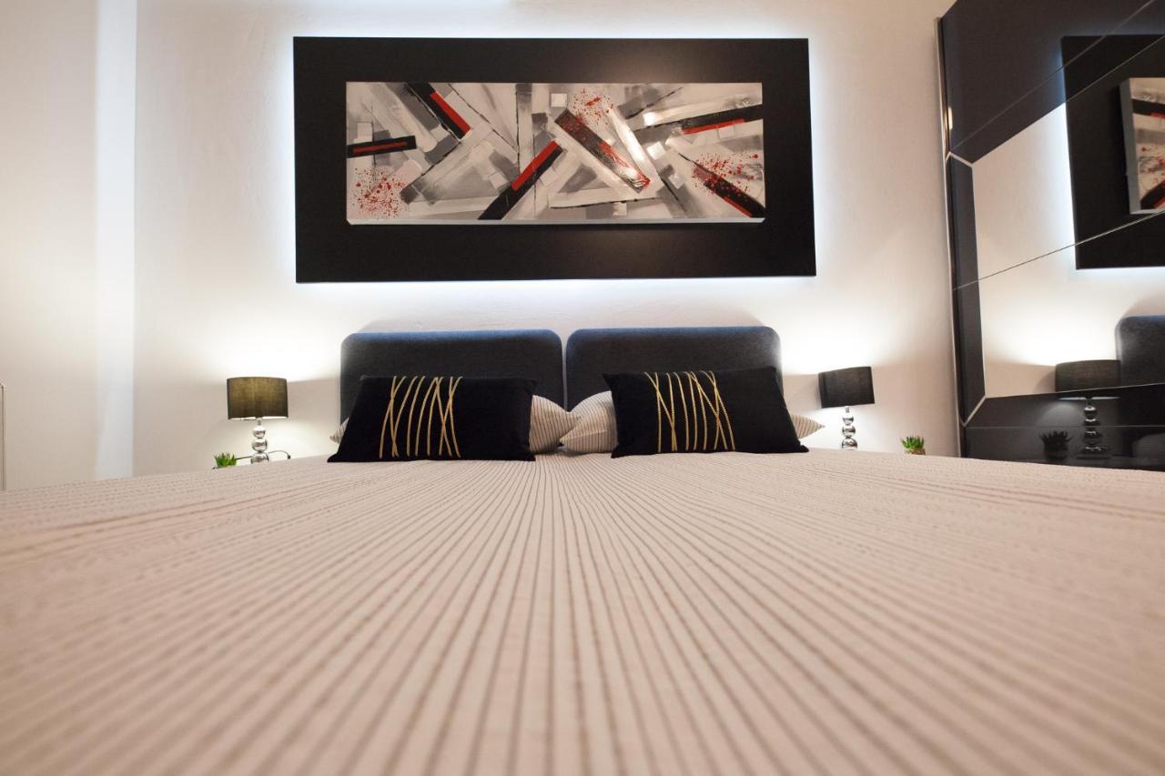 Apartman Aurelius - Private Parking Osijek Eksteriør bilde